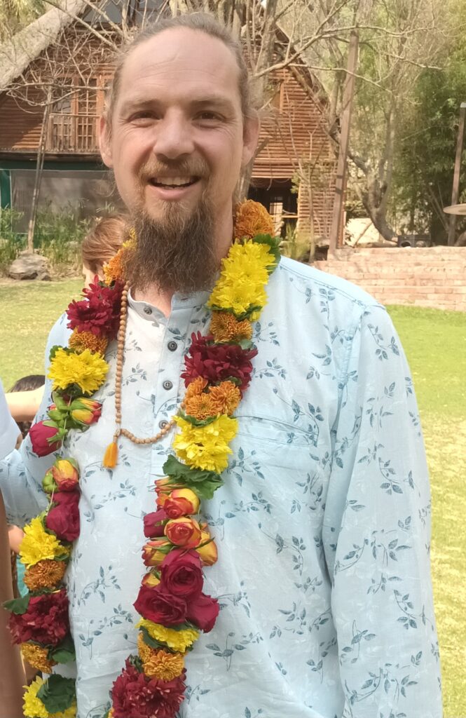 Yogi-gerhard-Awakelife